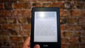 Learn the 'highlights' on the Kindle to improve your reading experience.